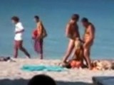 2m + 1f have sex in front of crowded beach bar